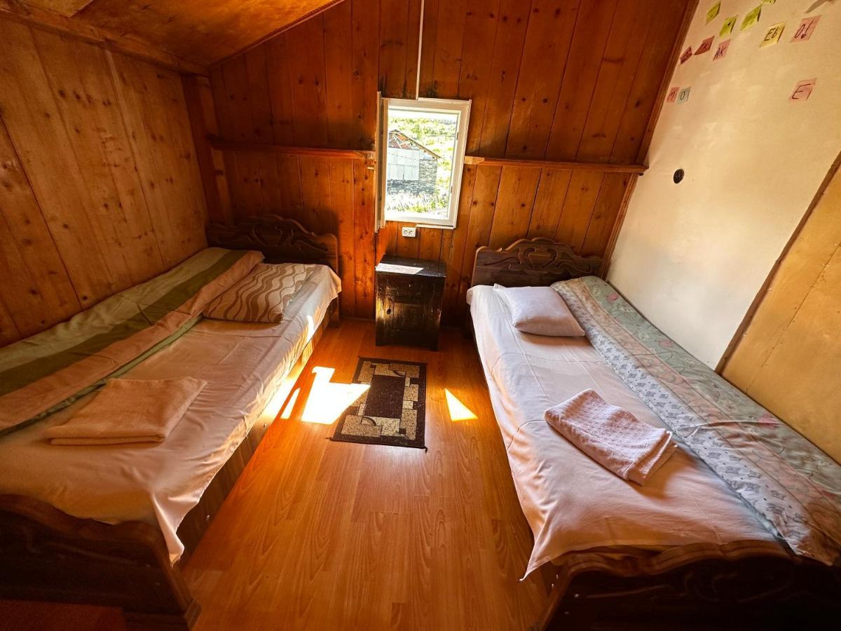 Guesthouse Angelina Ушгули Екстериор снимка