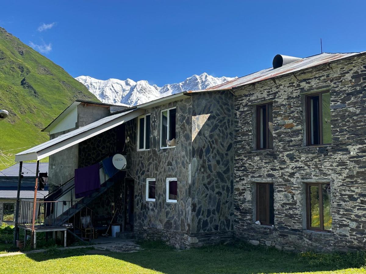 Guesthouse Angelina Ушгули Екстериор снимка
