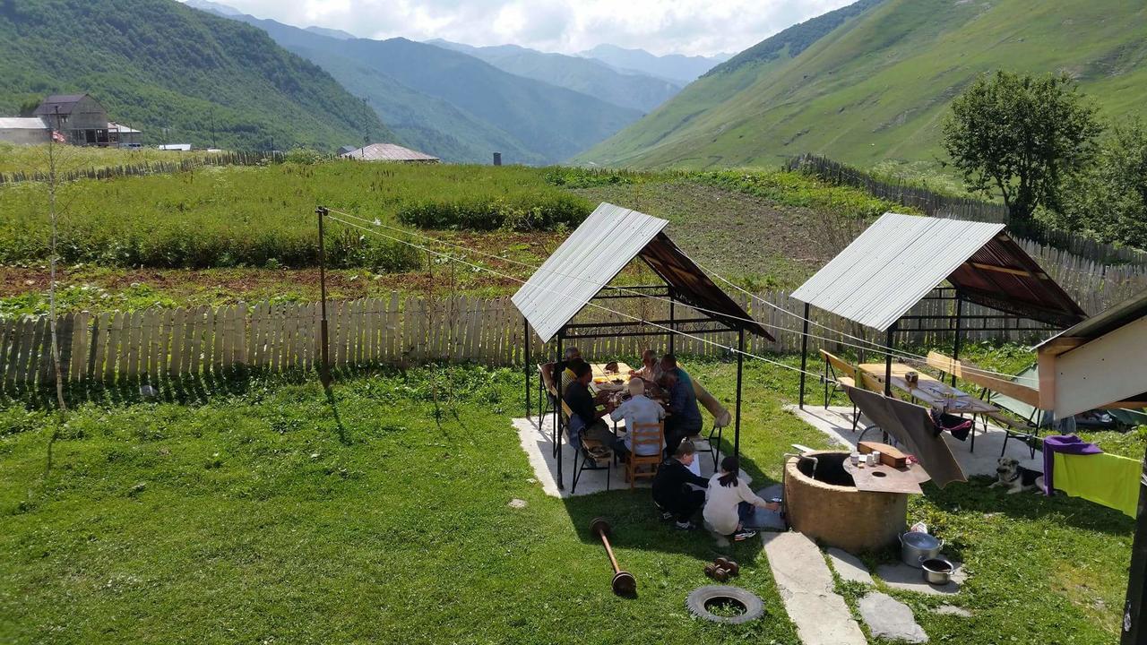 Guesthouse Angelina Ушгули Екстериор снимка